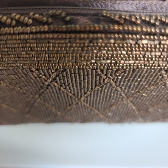 Lady Priscilla I Beaded Evening Purse - Picture 5 of 10